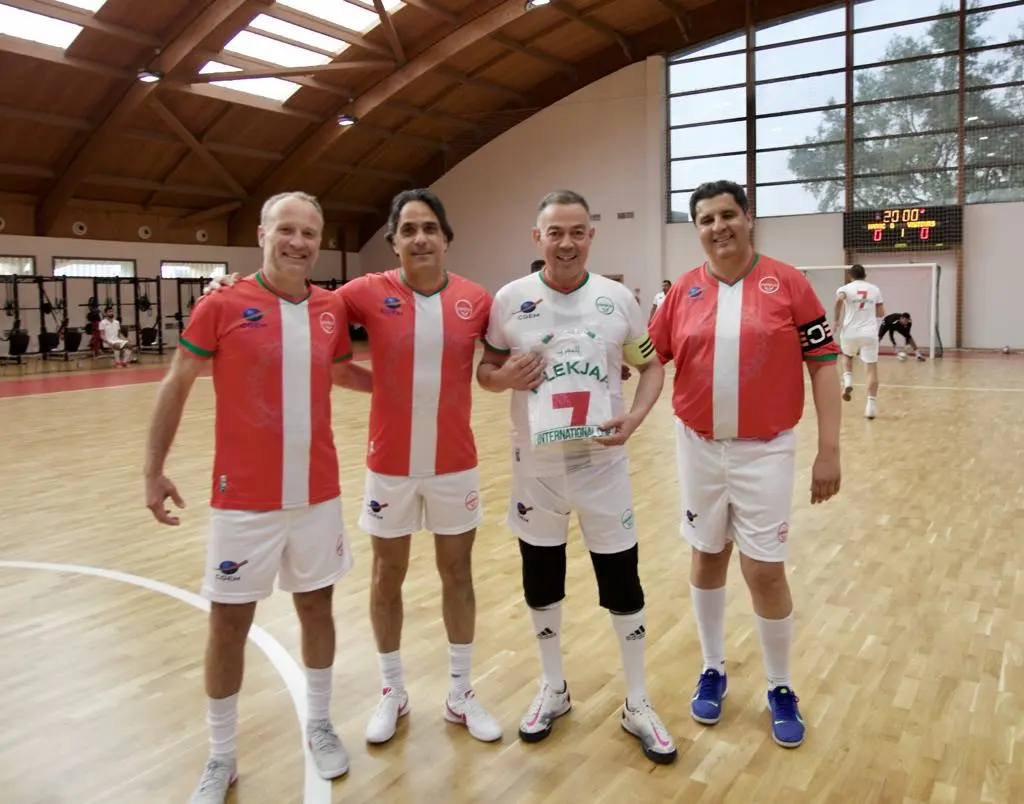 International 7 Cup 8